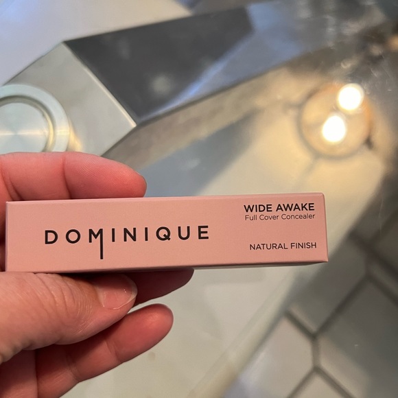 DOMINIQUE Cosmetics WIDE AWAKE FULL COVER CONCEALER  NATURAL FINISH NWT - Picture 9 of 10